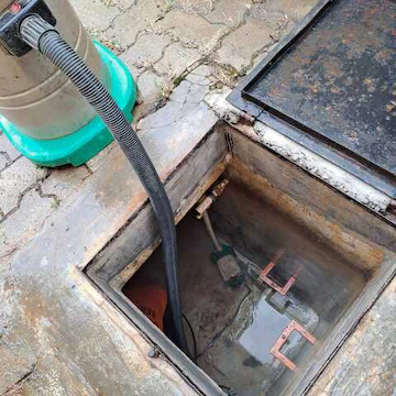 Underground Water Tank Cleaning